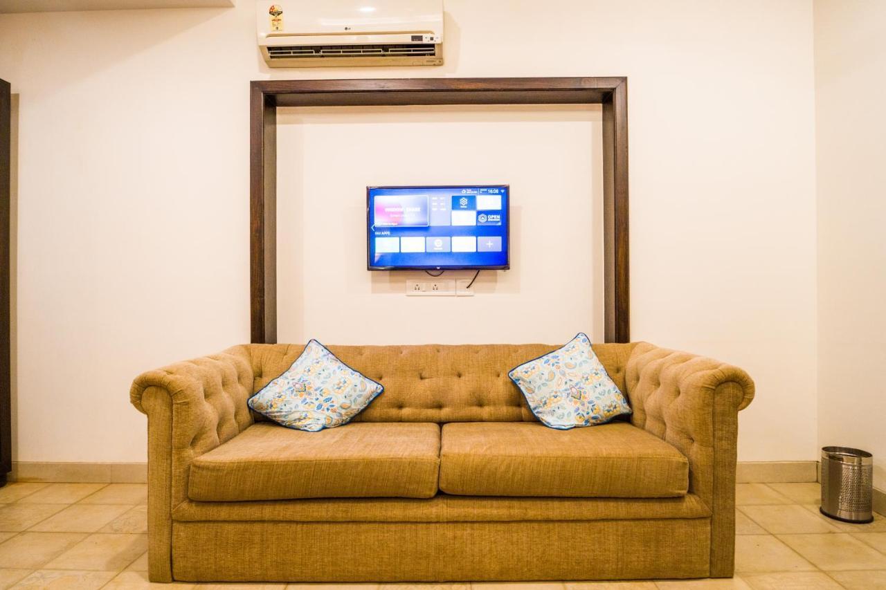 Marine Studios By Le Pension Stays Marmagao ภายนอก รูปภาพ