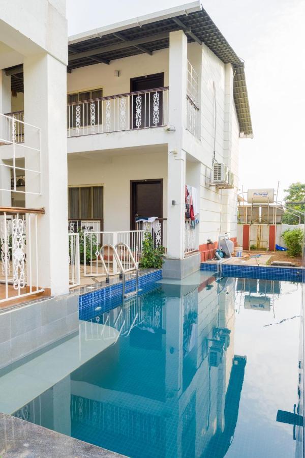 Marine Studios By Le Pension Stays Marmagao ภายนอก รูปภาพ