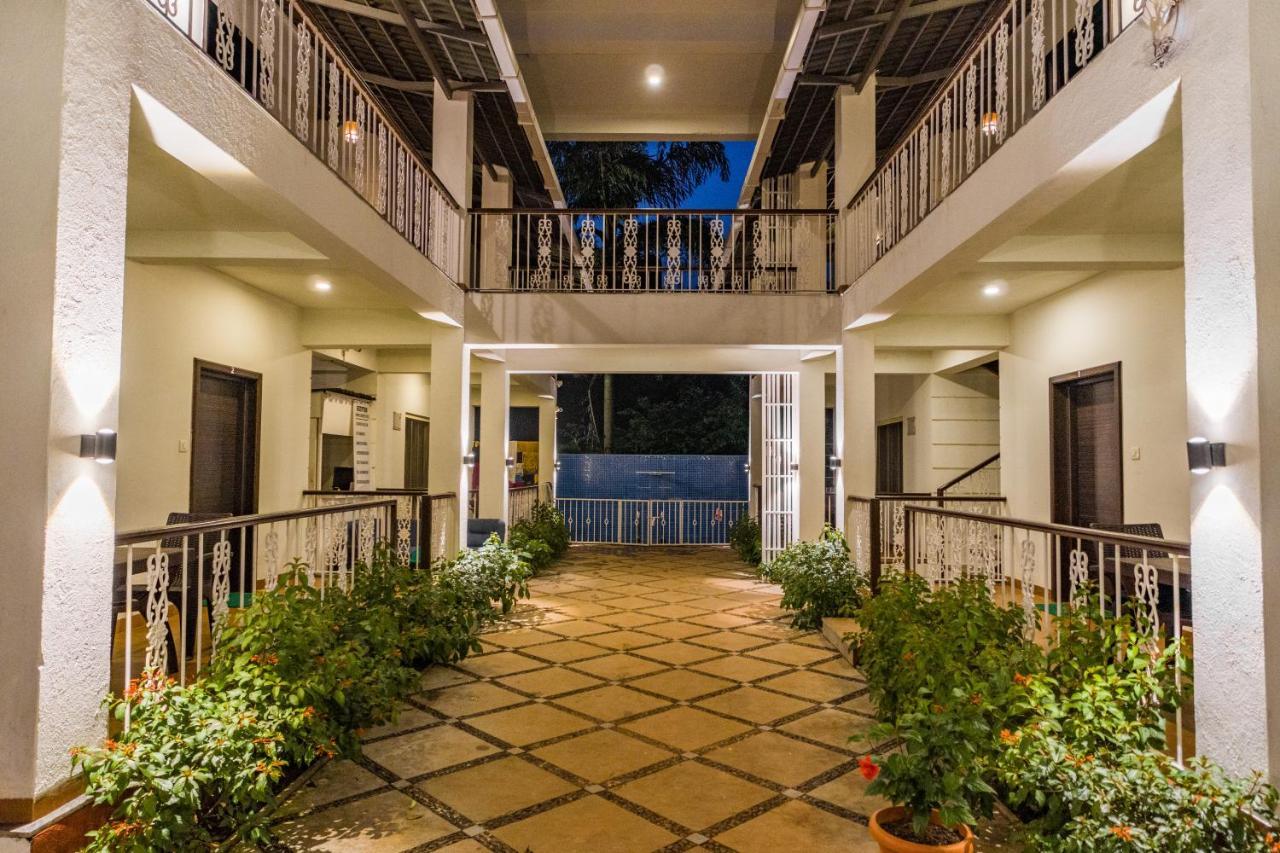 Marine Studios By Le Pension Stays Marmagao ภายนอก รูปภาพ