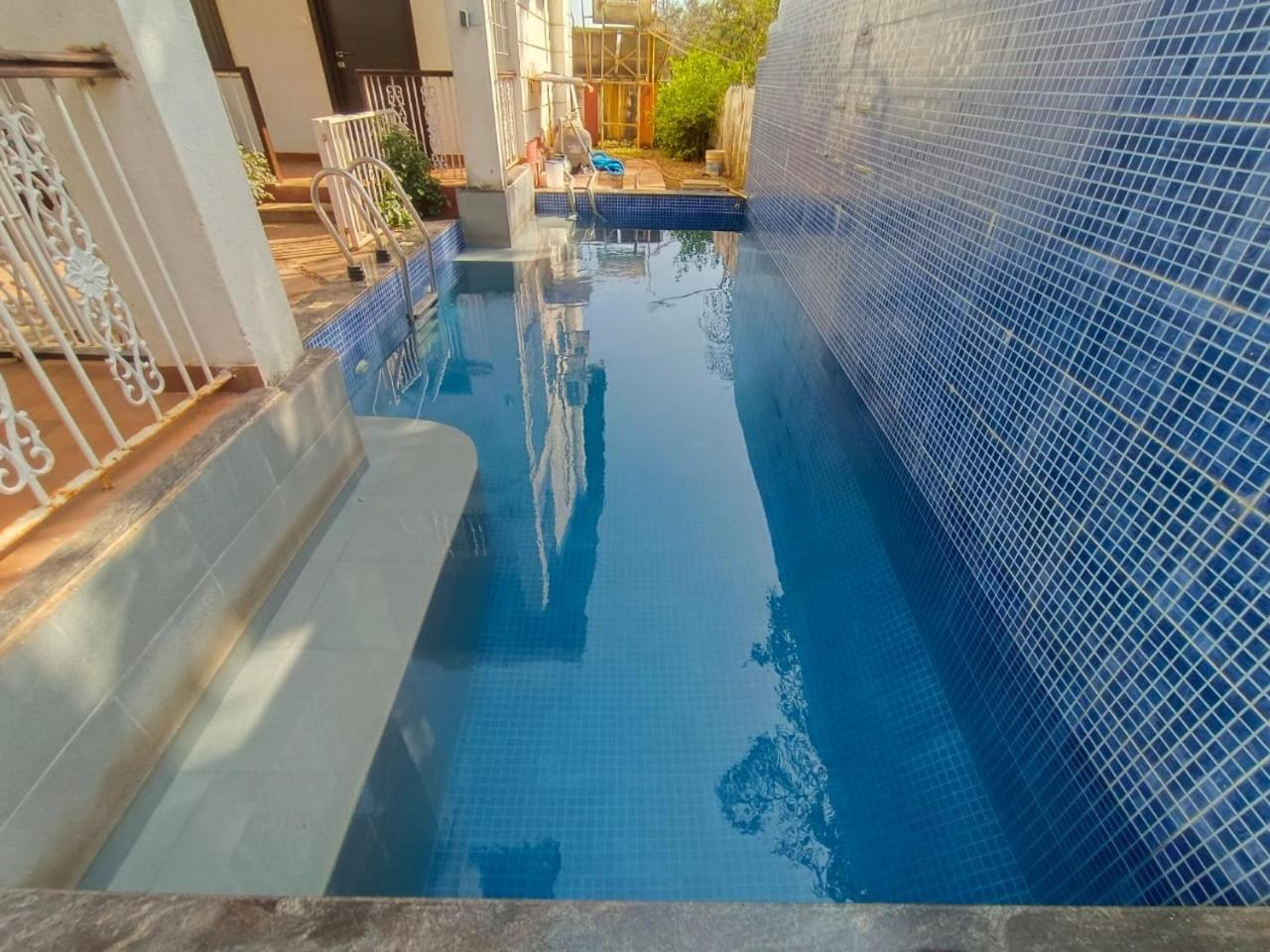 Marine Studios By Le Pension Stays Marmagao ภายนอก รูปภาพ